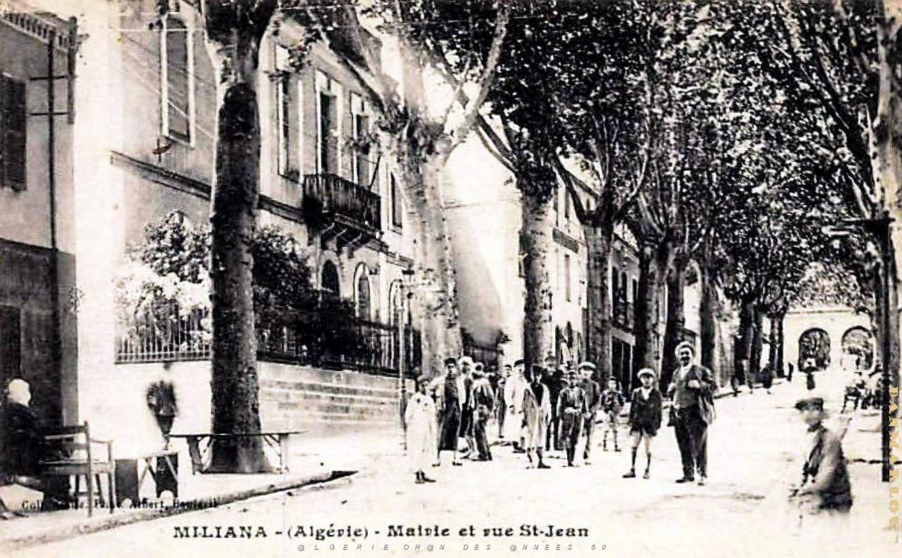 Miliana - Mairie et Rue Saint-Jean.jpg